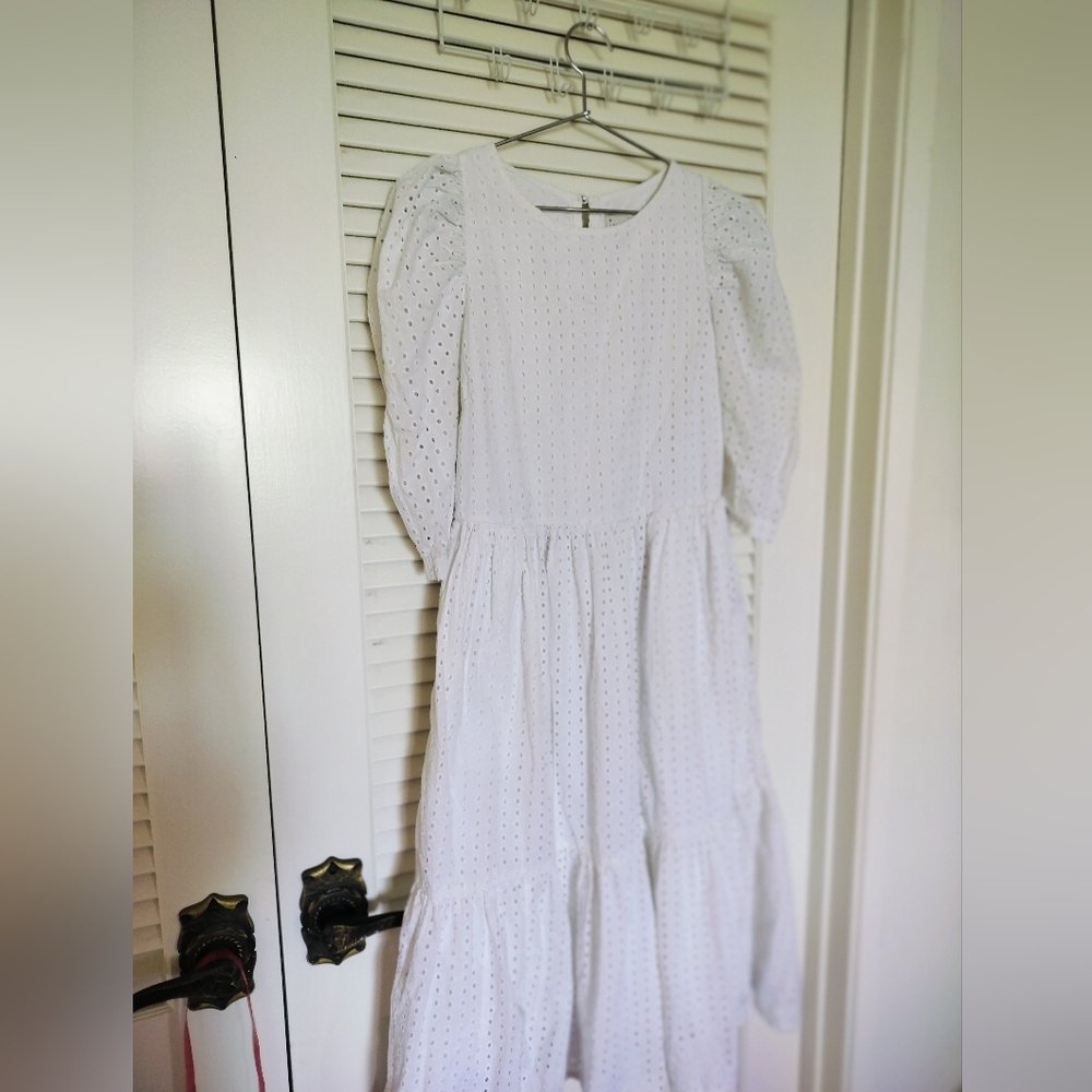 A New Day White Eyelet Puff Sleeve Dress Lined Tiered Romantic Cotton A-Line S/M